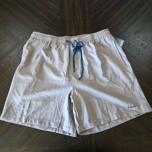 Huk Pursuit Volley Performance Fishing Shorts - Size Medium  5.5" Inseam Outdoor